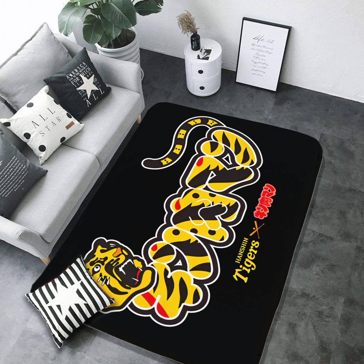 Amazon｜カーペット 阪神タイガース 虎肉ロゴ ラグマット 絨毯